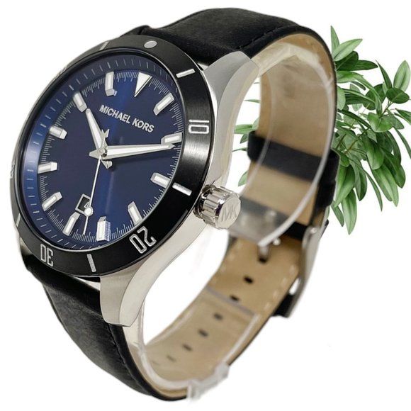 NWT MICHAEL KORS Layton Three-Hand Date Leather MK8854 Watch - Picture 5 of 10